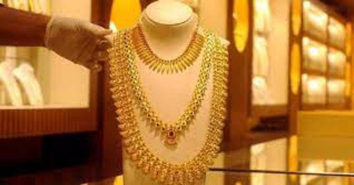 దేశీయ మార్కెట్లో స్థిరంగా బంగారం, వెండి ధరలు Gold 1 1